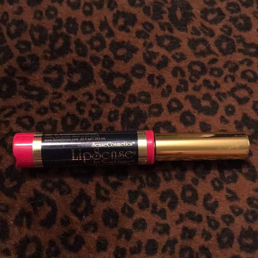 Lipsense (Kiss for a Cause)